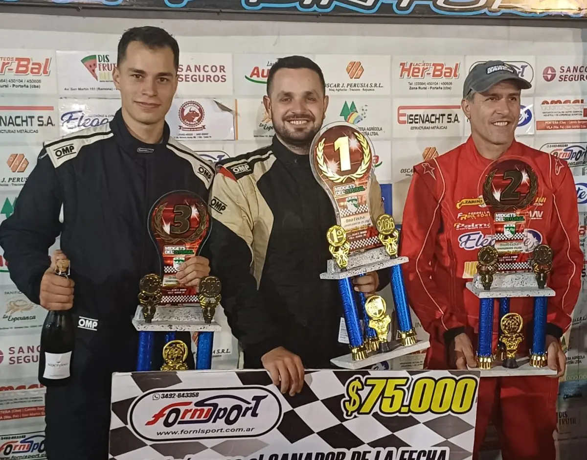 Bonomo el ganador , junto a García y en el podio en Vila. Foto: Asoc. MDL