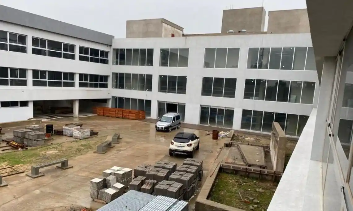 ¿Qué pasa realmente con la Ciudad Judicial de Dolores?