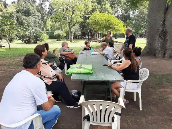 Comenzó el taller “Pinceles de verano” a cargo de Lalo Bertarini en el Museo Pampeano