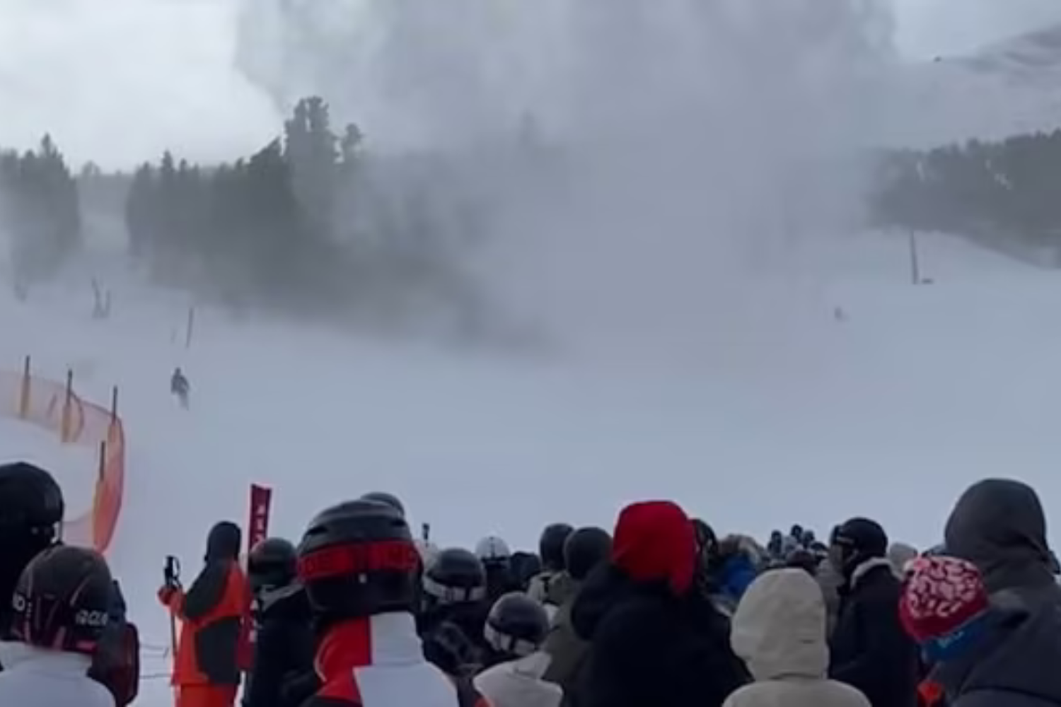 Los snownado o tornados de nieve son fenómenos muy poco comunes pero de una gran espectacularidad.