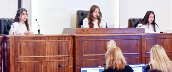 Continúa desarrollándose la instancia departamental del Senado Juvenil