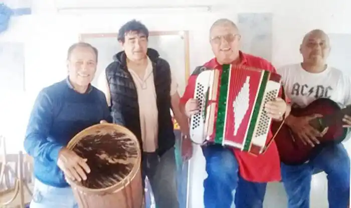 Primer conjunto Dimottero  en Concordia