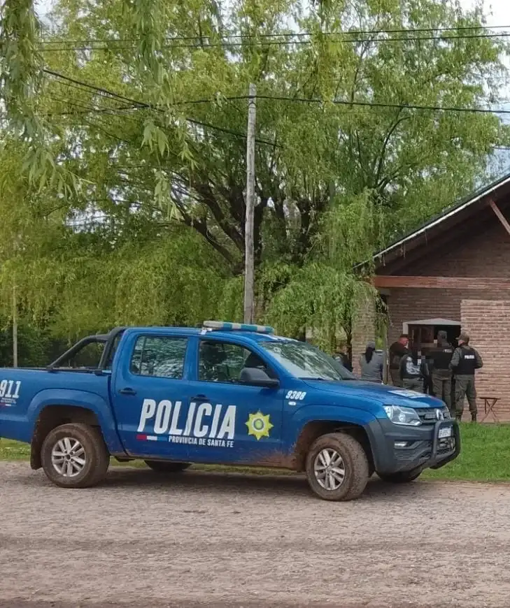 Amenazas calificadas: los Pumas secuestraron celulares y municiones durante un allanamiento - 1