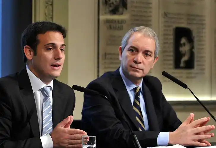 Apuntan al massismo por "fogonear" los saqueos