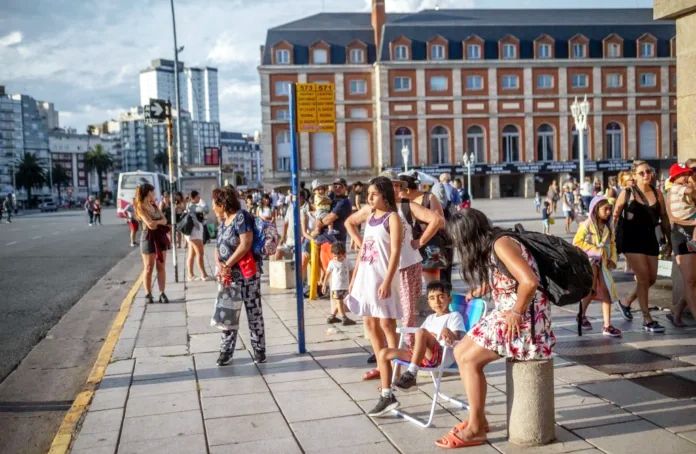 Las ventas en los comercios de Mar del Plata cayeron un 18% durante el fin de semana de Carnaval.