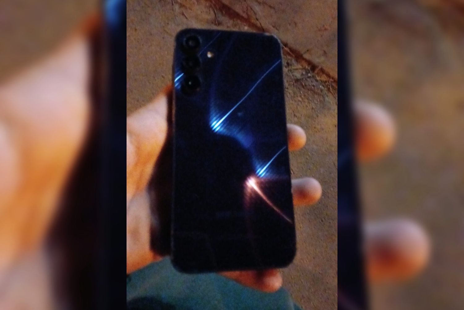 Encontraron este celular