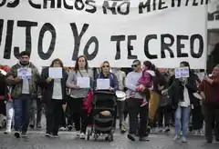 "Hijo, yo te creo", el lema para pedir justicia por el presunto abuso en el Jardín 901