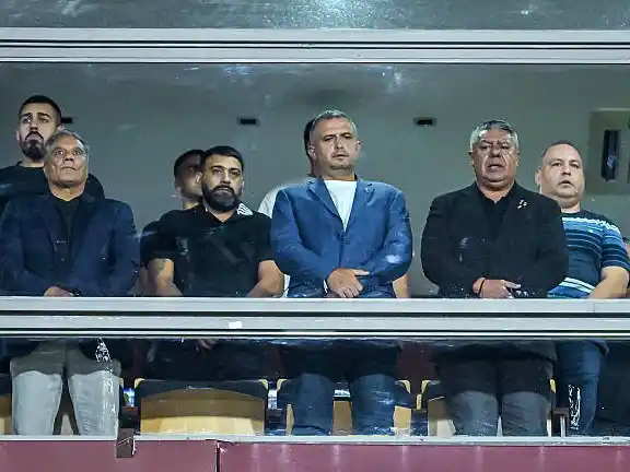 Claudio Tapia encabezará la reunión en Ezeiza.