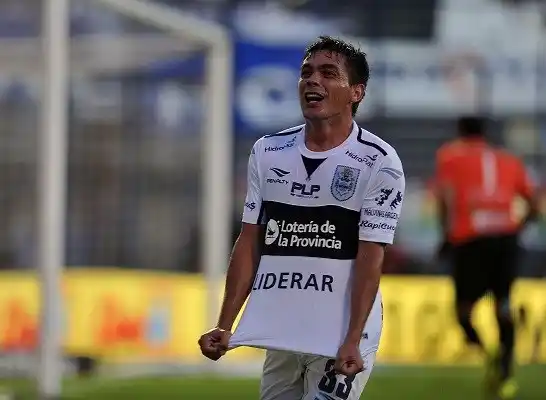 Antonio Medina puede ser la primera incorporación de Aldosivi. 