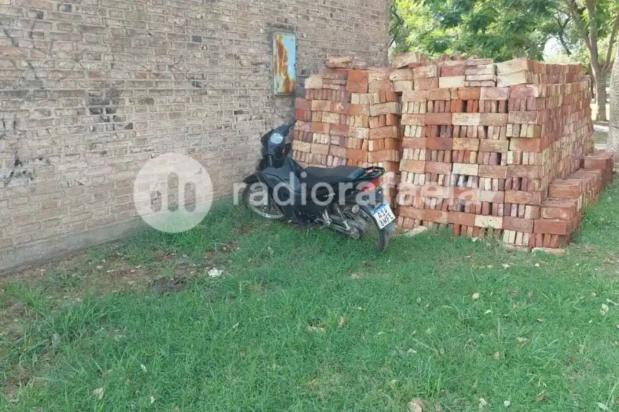 Encontraron una motocicleta abandonada que había sido sustraída el mismo día