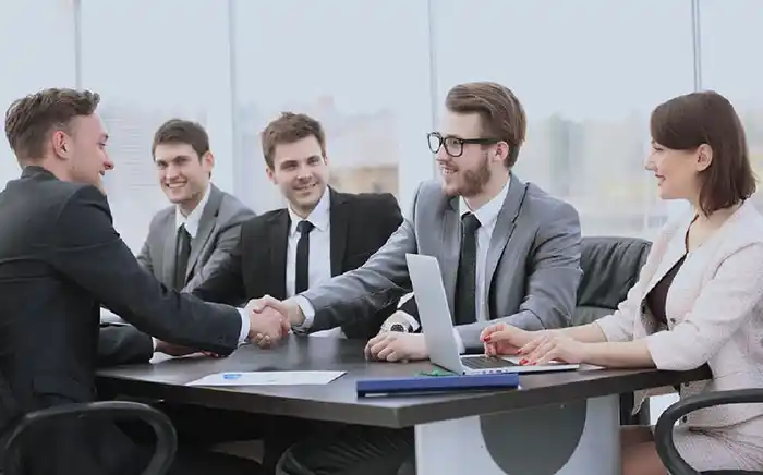 ¿Adiós jerarquías? Cómo liderar una empresa en el siglo XXI