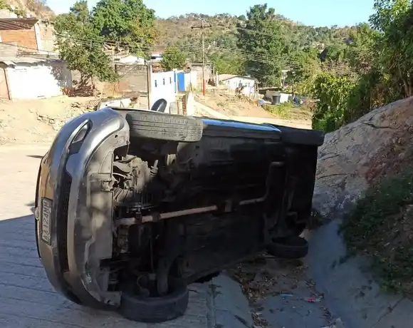 ¡SE SALVARON DE MILAGRO! Rescatan a 2 comerciantes que iban a secuestrar por comprar un vehículo por Marketplace