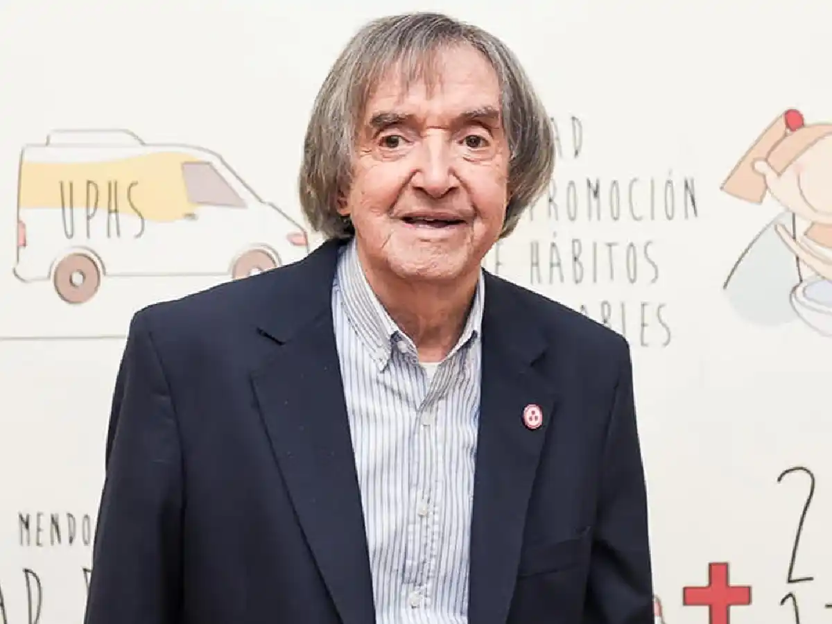 MURIO A LOS 97 AÑOS:  Carlitos Balá, del "ea ea pe pé" al inolvidable "sumbudrule"