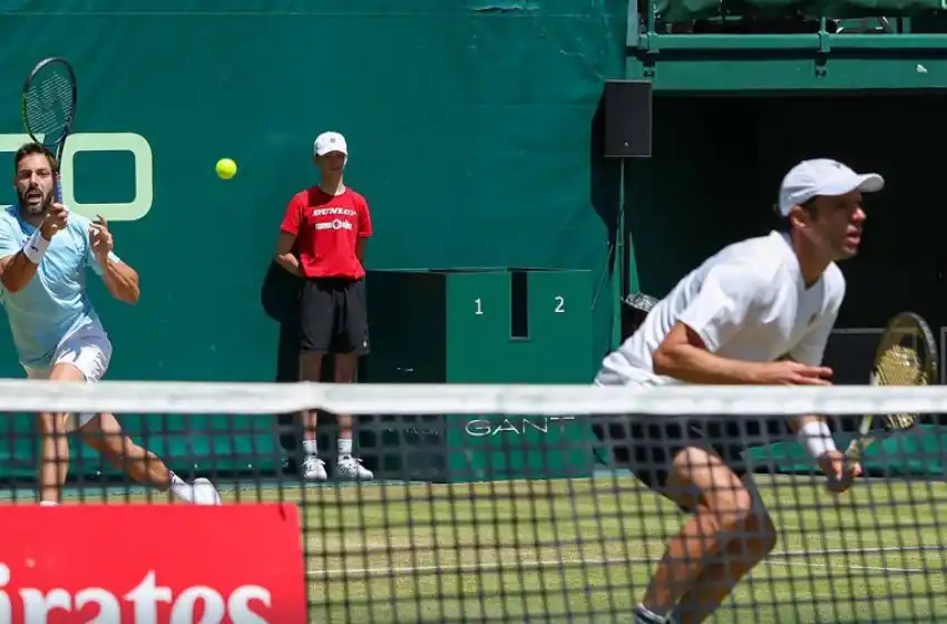 El marplatense Zeballos es semifinalista de Wimbledon en dobles junto al catalán Granollers