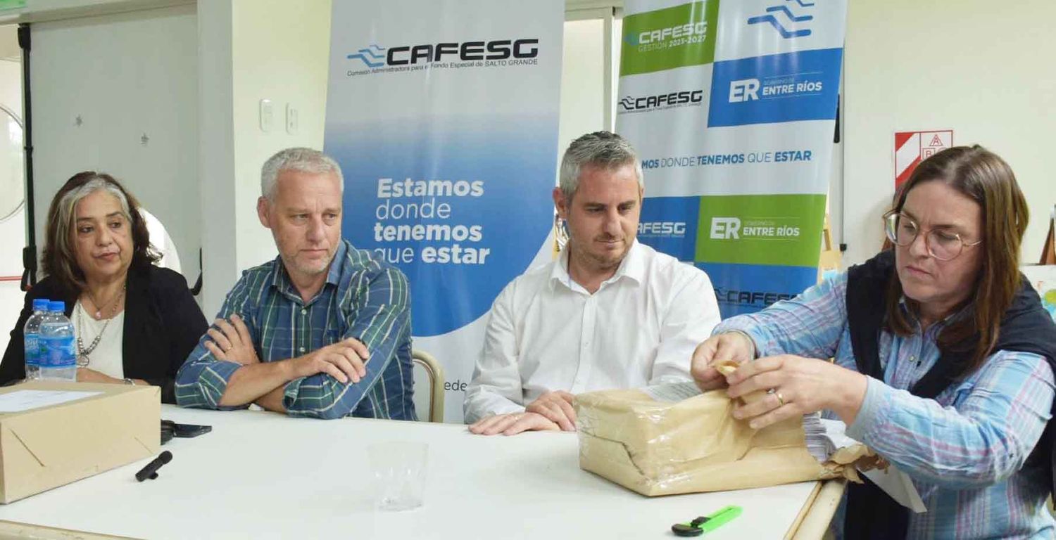 Cafesg continúa con su programa de mejoramiento de las escuelas entrerrianas