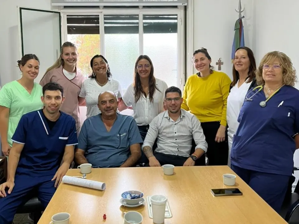 Oportunidades en marcha para que jóvenes de la comunidad puedan desarrollarse en el sistema sanitario local
