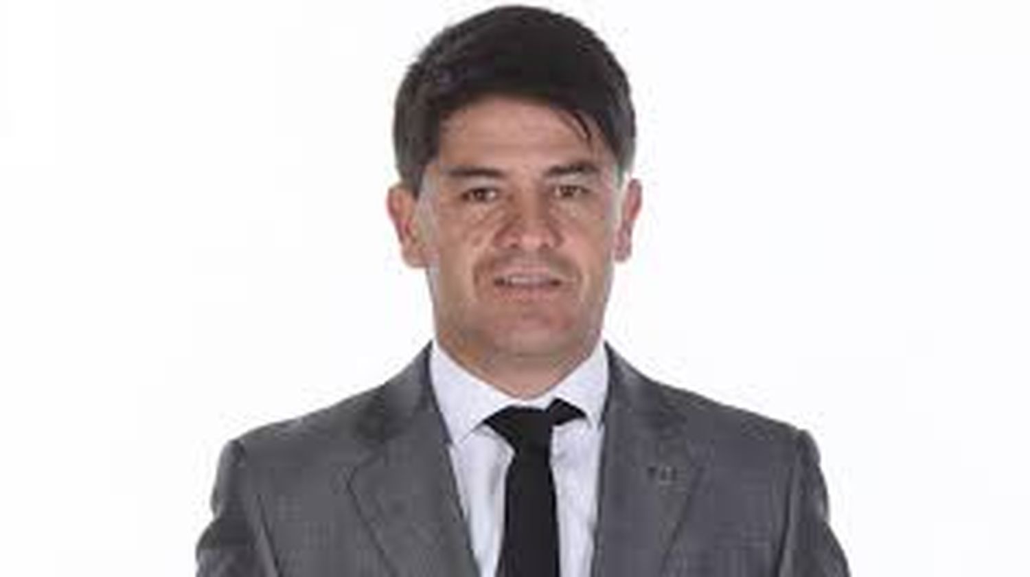 “Charly” Macías y el desafío de “reconstruir a Argentino”