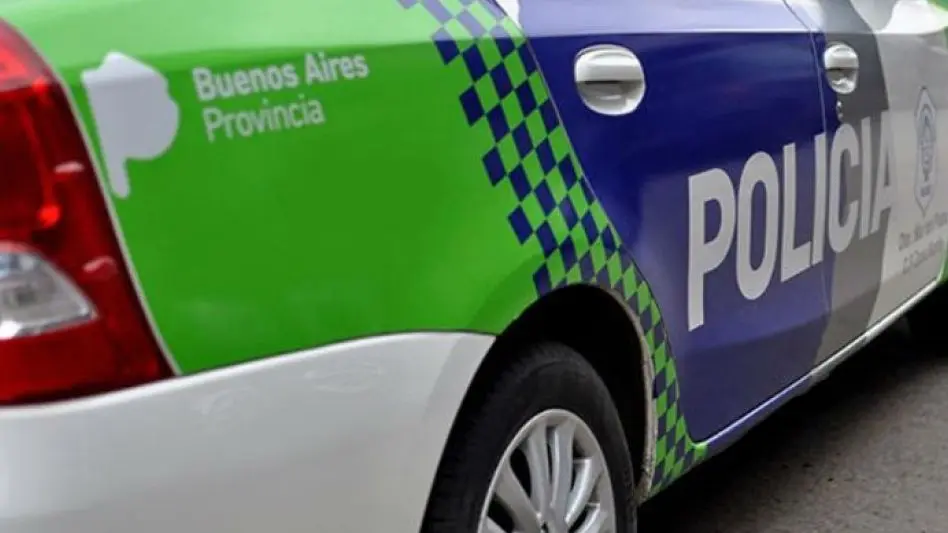 Golpeó a su pareja e intentó agredir a un policía: quedó aprehendido