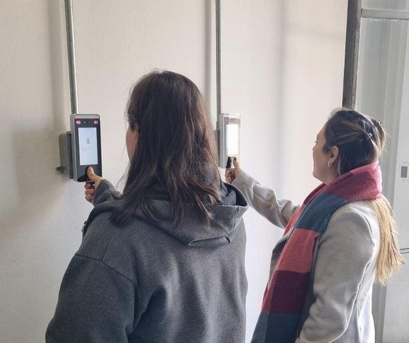 El ingreso será sólo con huella digitalÑ ¿désde cuándo?
