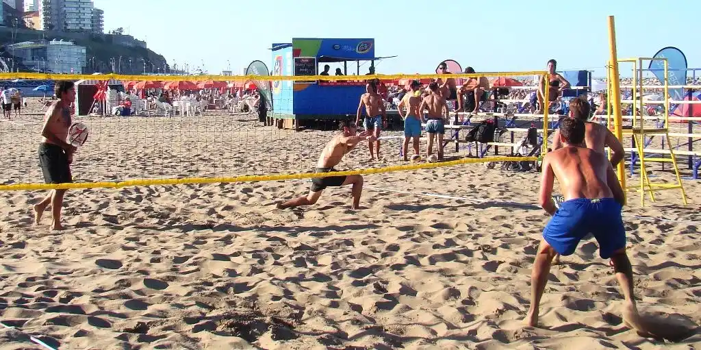 Comienza el Circuito Nacional Profesional de Beach Tennis en Varese