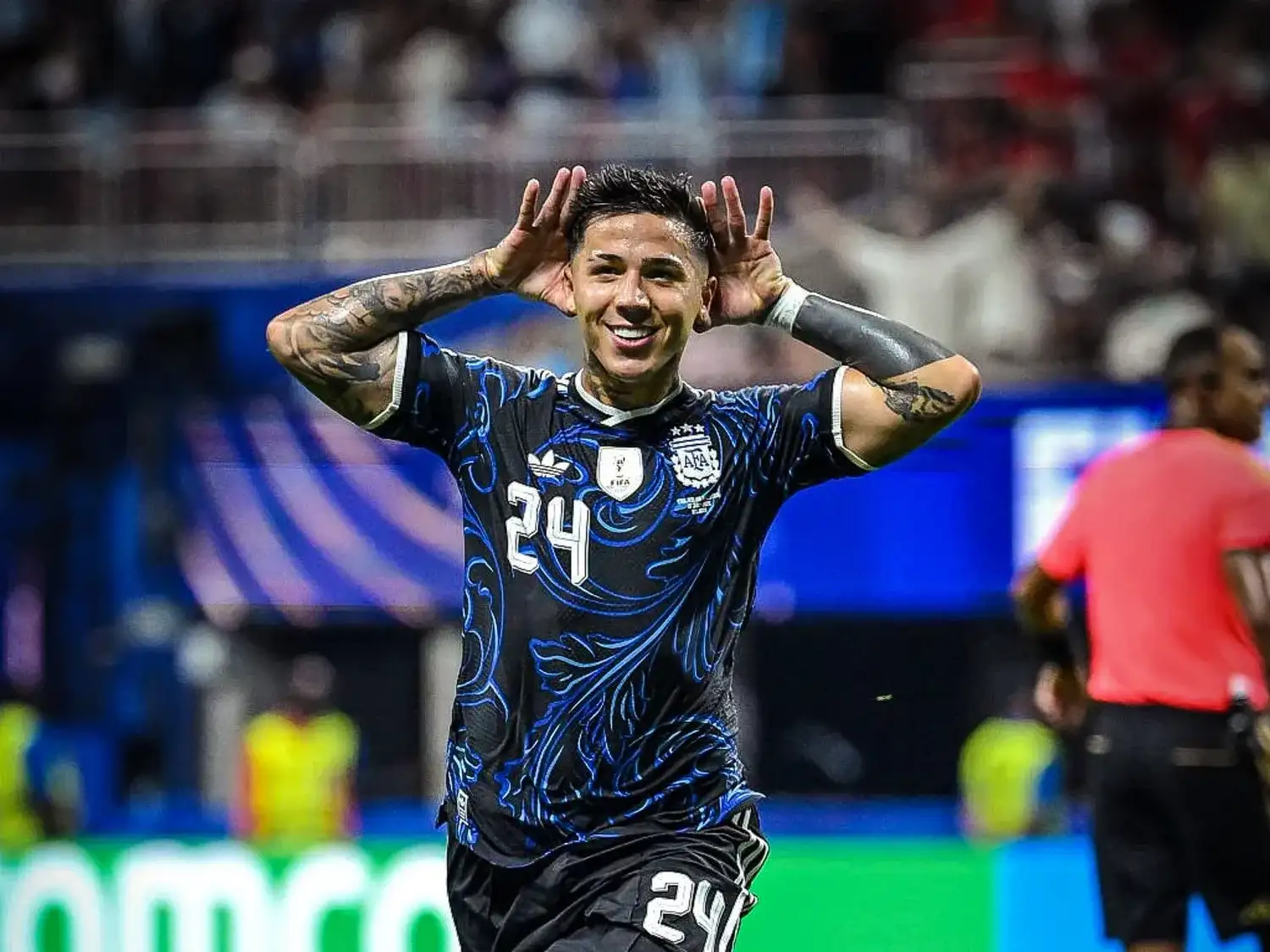Aquí está el Campeón del Mundo. Enzo Fernández celebra el gol del empate y emociona a todos los argentinos.