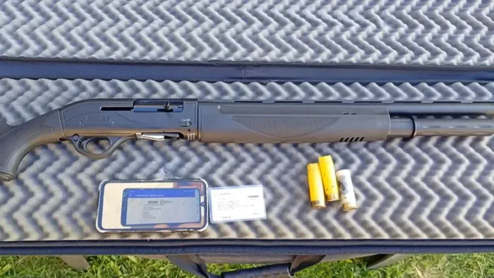 Roldán: probaba un dron y un vecino lo derribó de un escopetazo