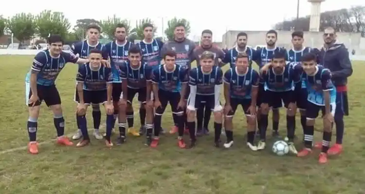 Copa Ciudad de Baradero: Las Palmeras debutó con una victoria agónica ante Portela