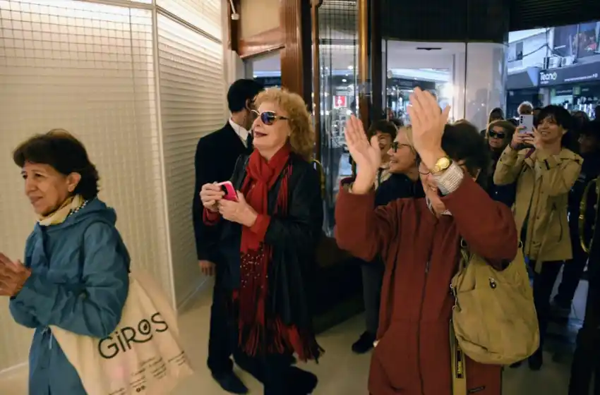 Ícono rosarino: La Favorita reabrió sus puertas al público