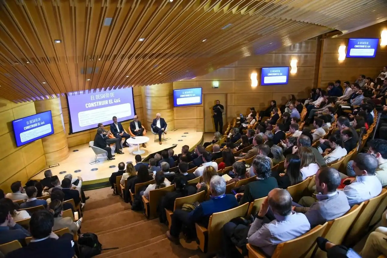 YPF realizó la primera edición del Infraestructura Day para compartir los proyectos, desafíos y capacidades destinados a acompañar la nueva escala de Vaca Muerta.