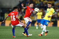 Chile fue goleado y depende de un milagro