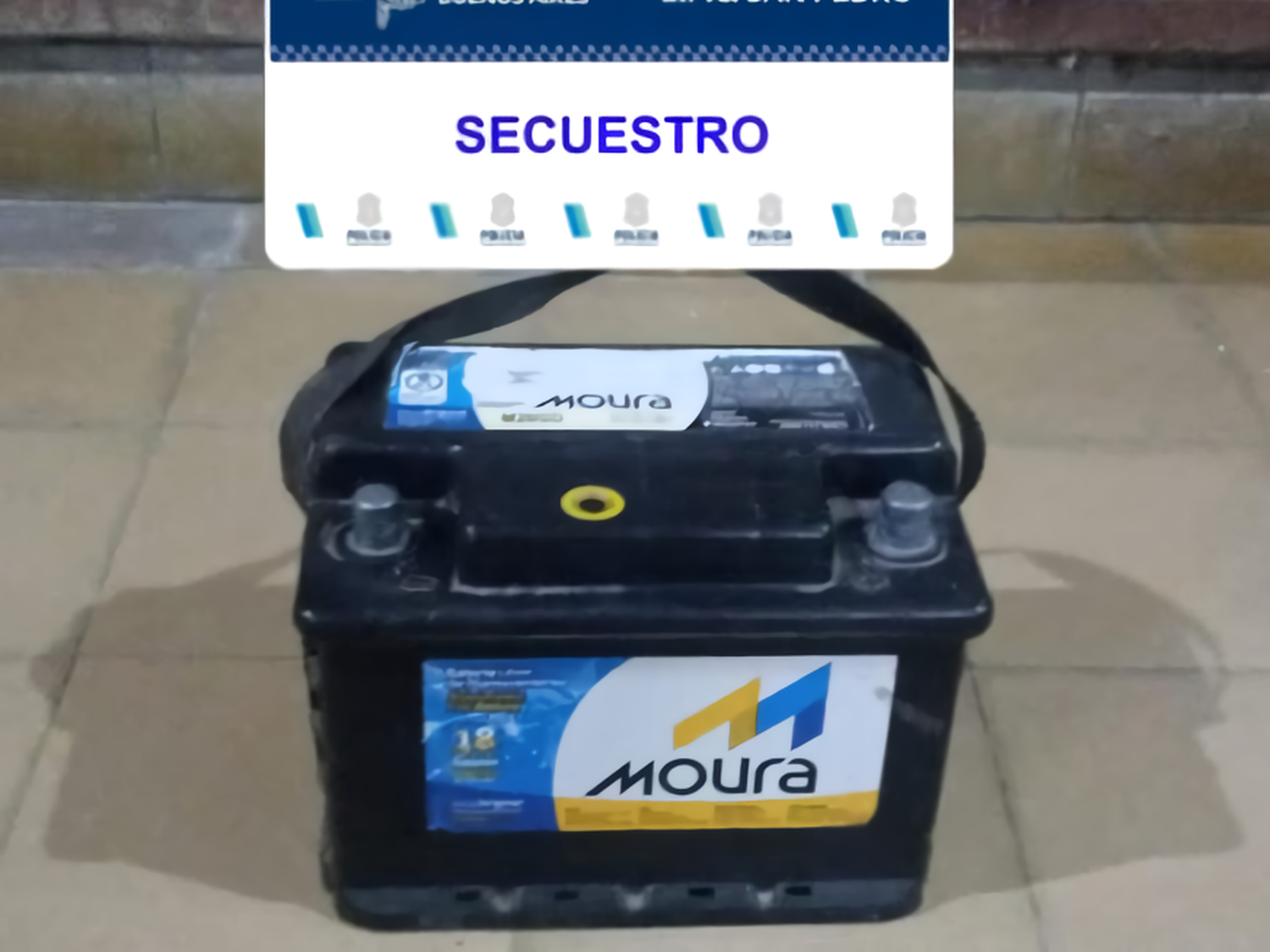 Aprehendido tras robar la batería de un auto