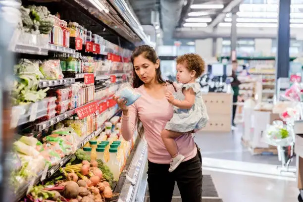 La canasta de crianza aumentó por debajo de la inflación en diciembre: cuánto costó criar a un niño