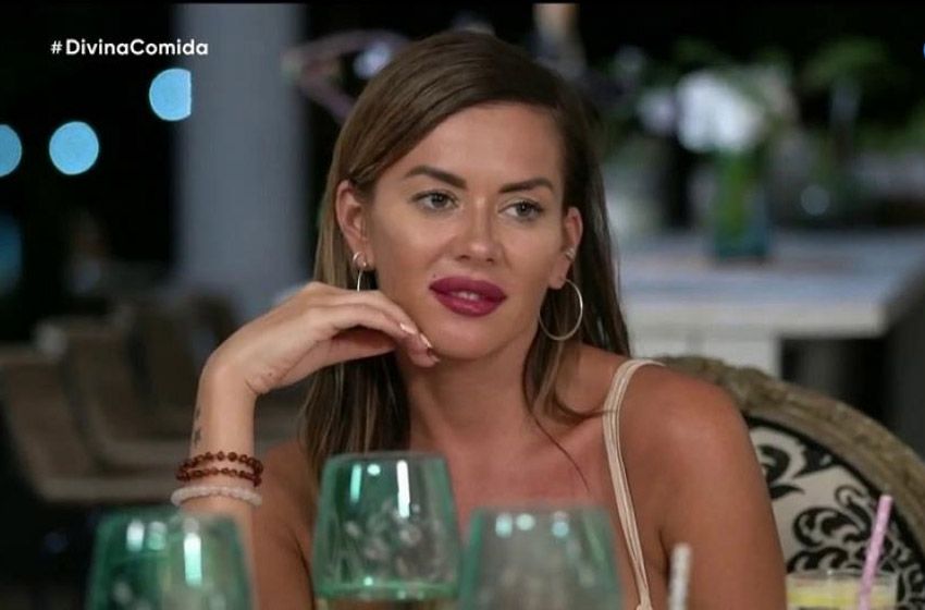 Divina Comida: Karina Jelinek se enojó cuando le recordaron su casamiento con Leonardo Fariña
