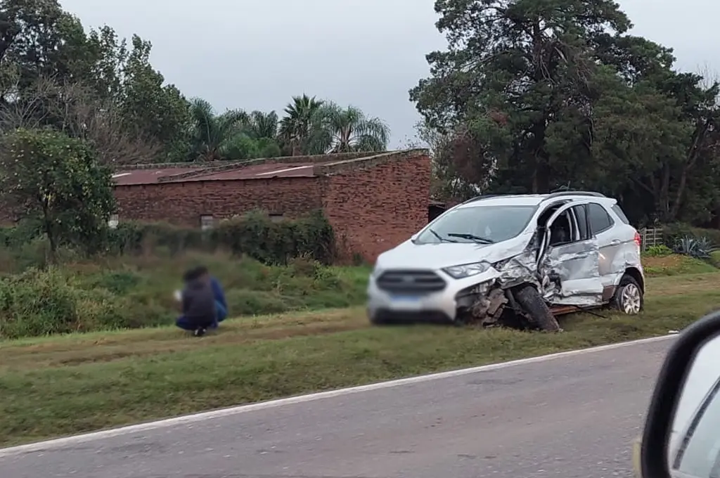 Fuerte choque entre dos vehículos en Ruta Nacional 34, entre Rafaela y Lehmann