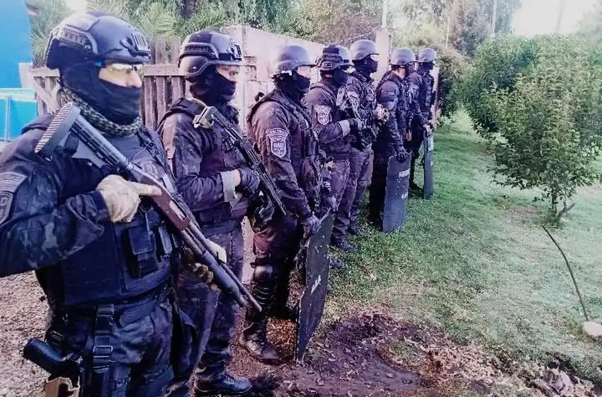 Detuvieron a un violento sujeto que participó de una pelea entre bandas en La Herradura