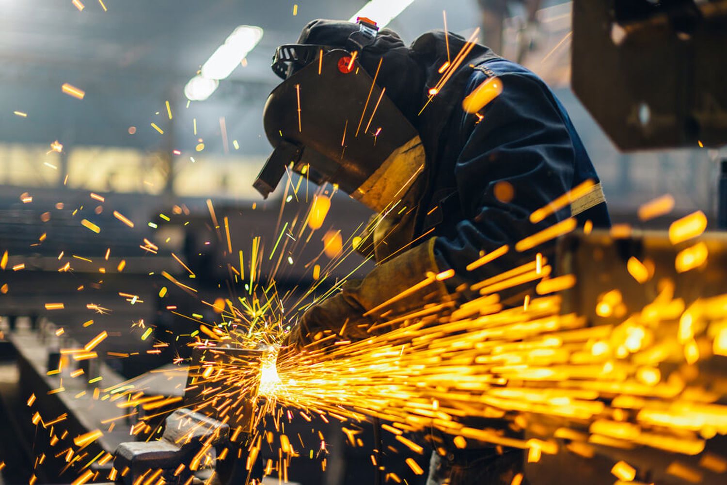 La industria metalúrgica no logra recuperarse: cayó un 1,1% respecto a abril