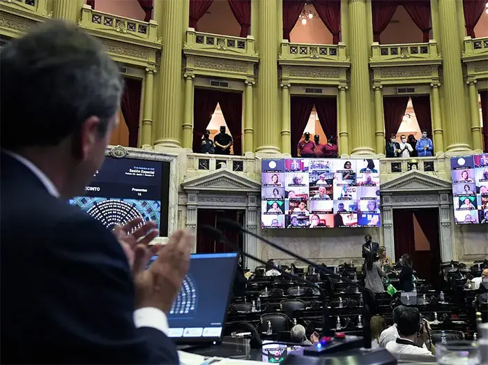 El proyecto de legalización del aborto fue aprobado en la Cámara de Diputados