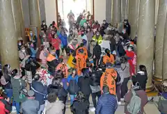 Trabajadores de la Salud se manifestaron en el Municipio y advirtieron que recrudecerán las medidas