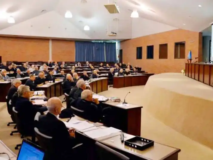 El plenario episcopal estará marcado por la muerte de Francisco 
y el cónclave