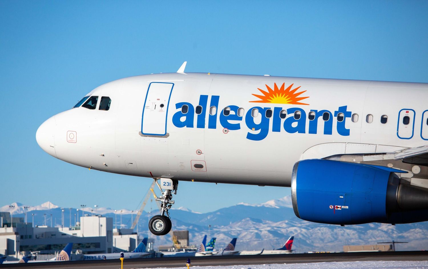 Giro de Allegiant: compraría 50 Boeing 737 MAX