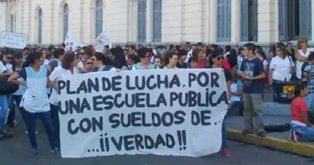 Agmer pidió: "No al  recorte en Educación"