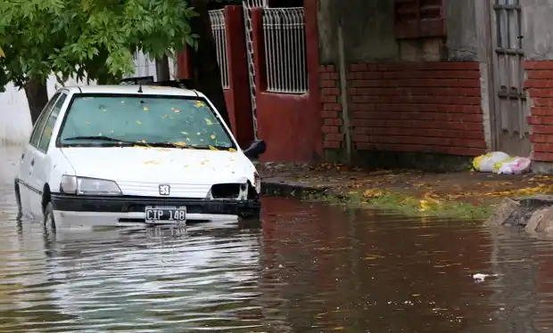 La ciudad sufre la peor creciente desde la de 2007: 180 evacuados