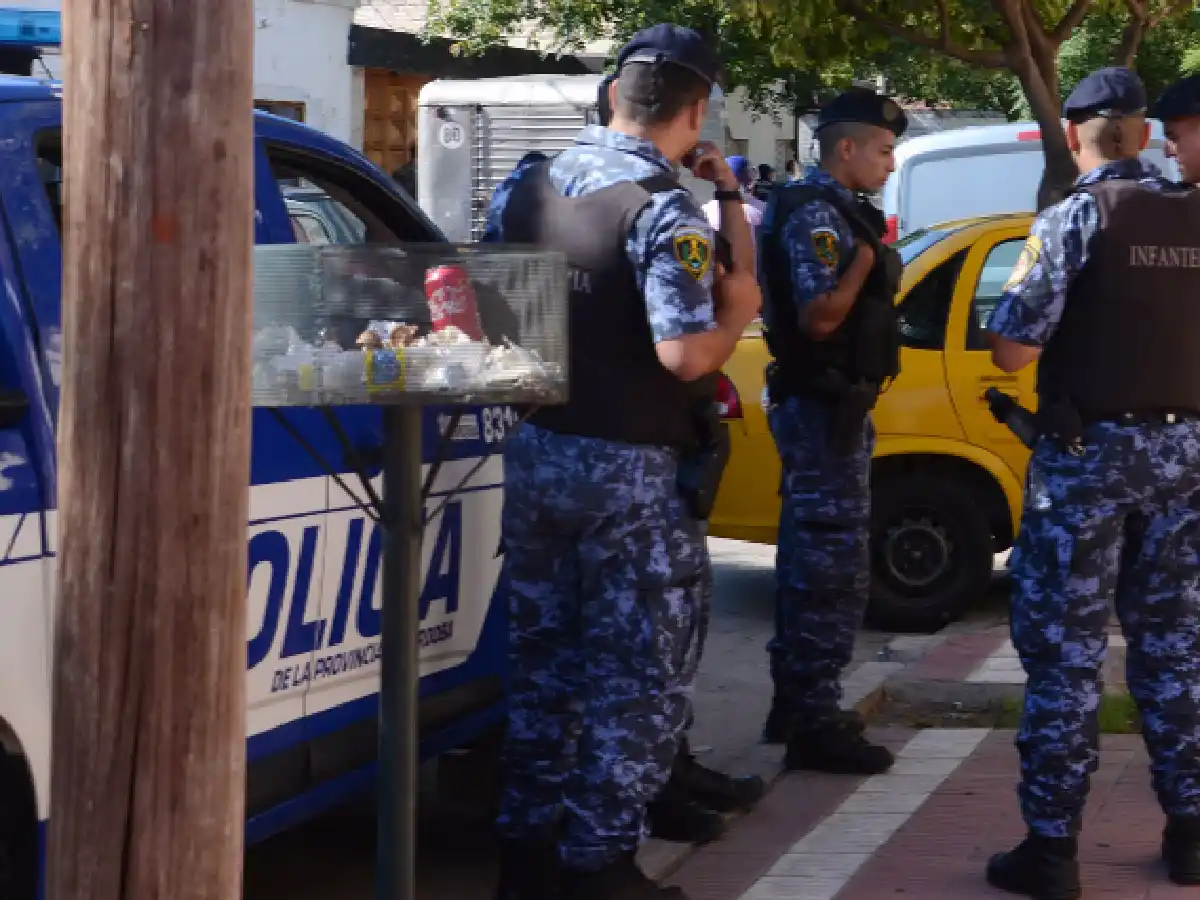 Policías de Córdoba reanimaron a una beba que no respiraba
