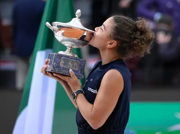 paolini  campeona   master roma