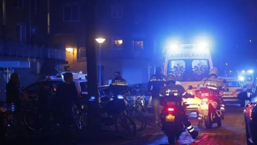 Un muerto y dos heridos tras un tiroteo en Amsterdam