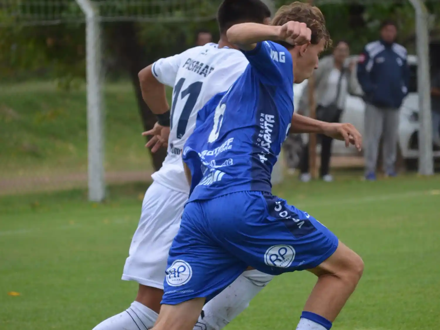 Caída 2 a 1 de la Reserva cremosa en su visita a Quilmes. Foto: @OficialAMSyD