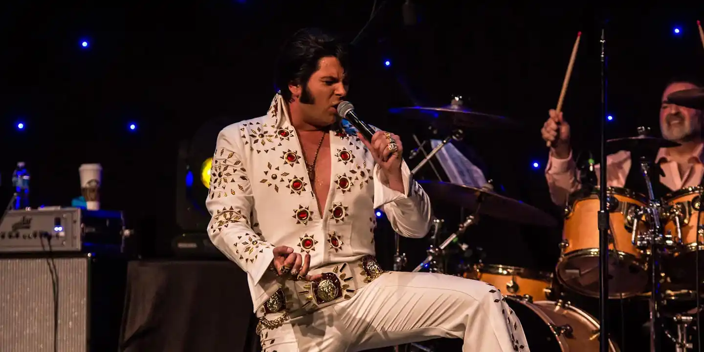 Espectacular festival de bandas tributo en Tres de Febrero: Beatles, Queen, Elvis, Viejas Locas, Divididos, Cerati y más