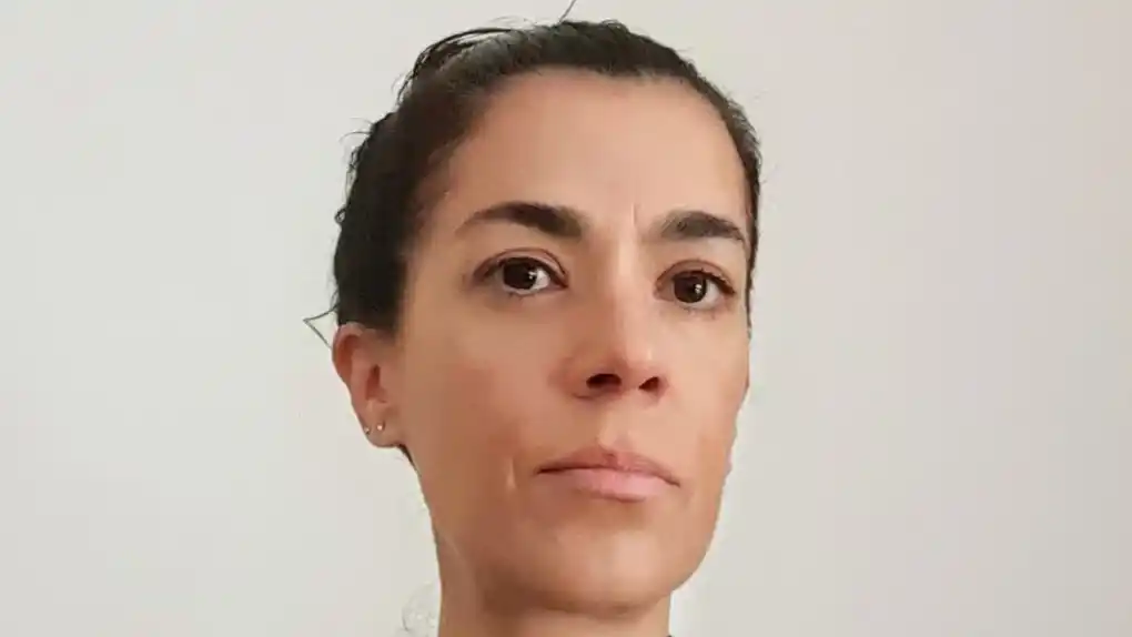 Agustina Forte, perito intérprete de personas sordas en el fuero penal.