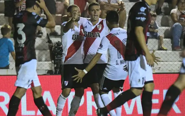 En Paraná, River aprovechó encontró el triunfo en la última pelota