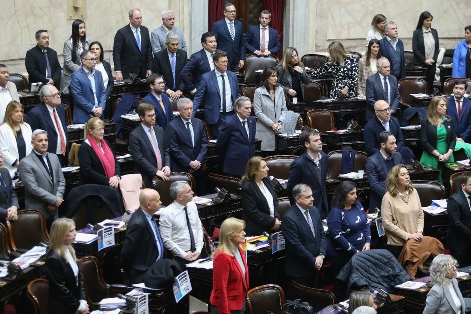 Cómo votó cada bloque la Ley Bases, la vuelta de Ganancias y Bienes Personales